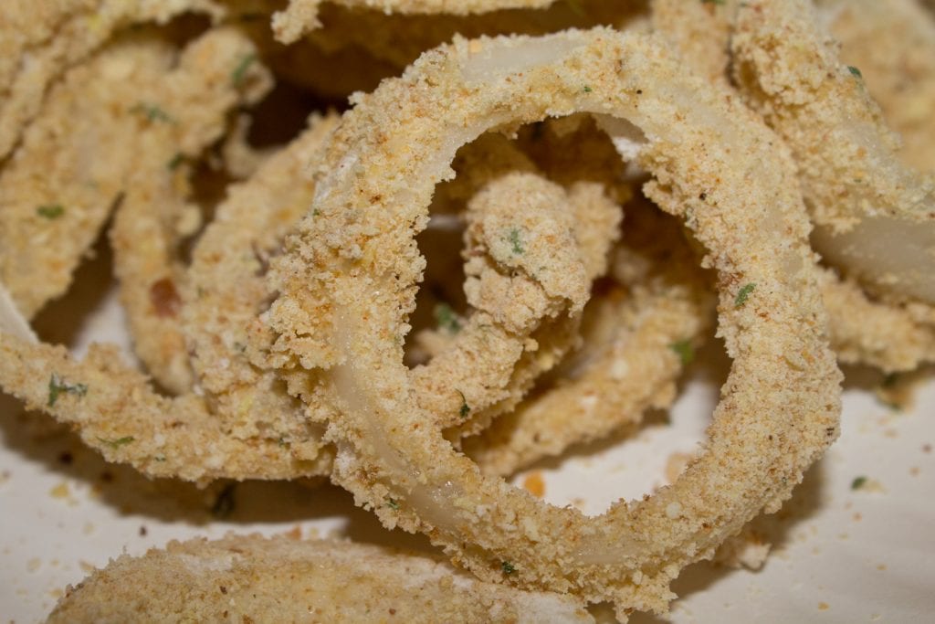 Crispy Onion Rings Recipe & Tips to Reheat Onion Rings The Hobby Wife