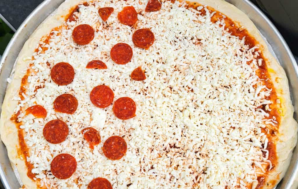 How to Cook Pizza on A Grill Without A Stone The Hobby Wife