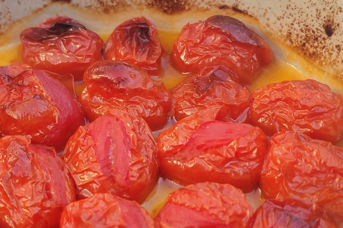 roasted cherry tomatoes with olive oil